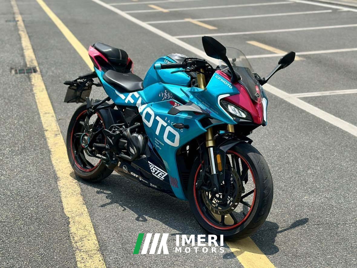 2022 CFMOTO 250SR