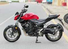 Honda CB400F - photo 2