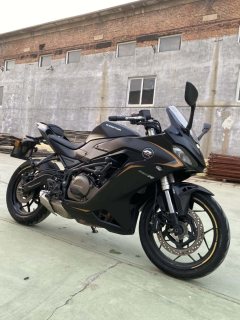 QJMOTOR SRK 250 - ფოტო 3
