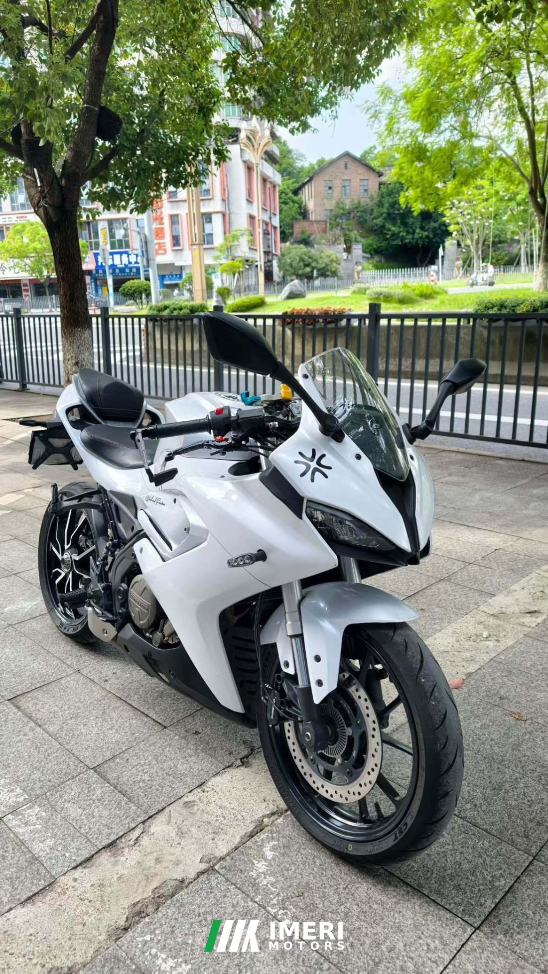 QJMOTOR SRK 250 - მოტოციკლი ჩინეთიდან