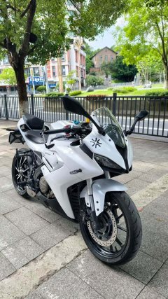 QJMOTOR SRK 250 - ფოტო 1
