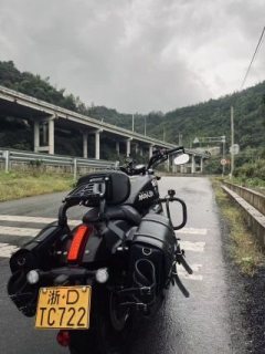 QJMOTOR Flash 300 - ფოტო 1