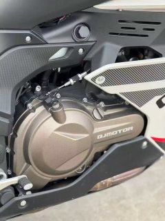 QJMOTOR Roewe i5 550 / Sai 550 *(Context-dependent, usually referring to the motorcycle "Sai 550" or Roewe car v - ფოტო 2