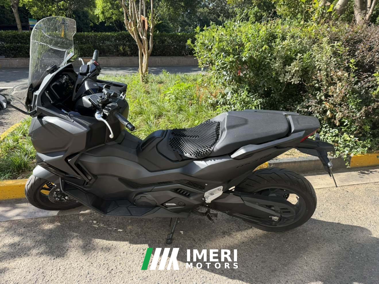 2025 Honda NSS750