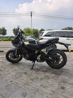 Honda CB650R - photo 4