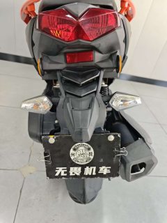 QJMOTOR MT 150 - ფოტო 9