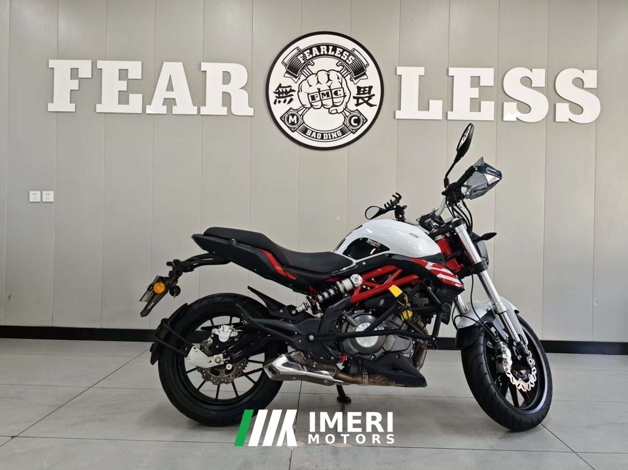 2020 Benelli TNT 300 / BN 302S