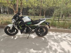Kawasaki Z650 - ფოტო 1
