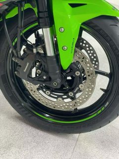 Kawasaki ZX-4R 400 cc - photo 8