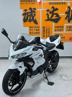 Kawasaki Ninja 400 - ფოტო 2