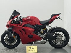 Ducati Panigale V4 1100 cc - ფოტო 1