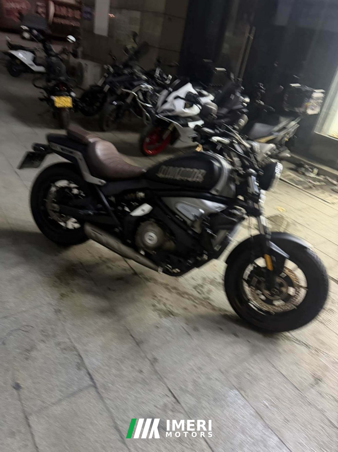 QJMOTOR Flash 500s - მოტოციკლი ჩინეთიდან