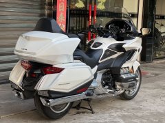Honda Gold Wing GL1800 - ფოტო 4