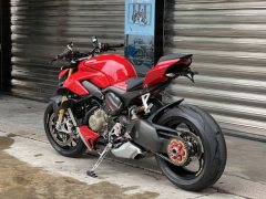 Ducati Street Fighter V4 1100 cc - ფოტო 8