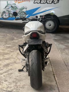 Honda CB650R - ფოტო 11