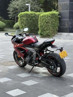 Triumph Daytona 660 - ფოტო 3