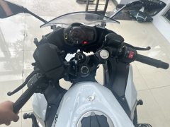 Kawasaki Ninja 400 - ფოტო 4