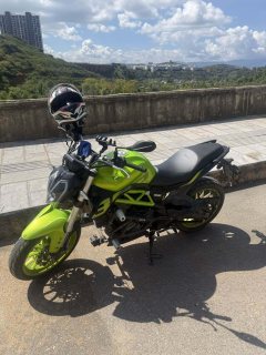 Benelli TNT 300 / BN 302S - photo 2