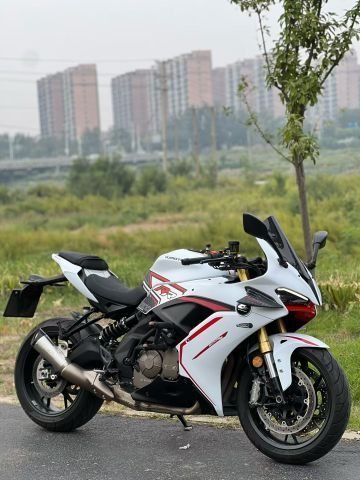 QJMOTOR Sai 600 - მოტოციკლი ჩინეთიდან