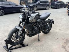 Triumph Trident 660 - ფოტო 3
