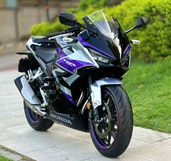 Honda CBR400R - ფოტო 1