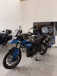 Triumph Tiger 850 900 cc - ფოტო 2