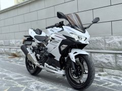 Kawasaki Ninja 400 - photo 2
