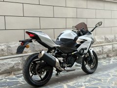 Kawasaki Ninja 400 - photo 3