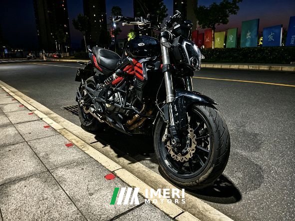Benelli TNT 300 / BN 302S - მოტოციკლი ჩინეთიდან