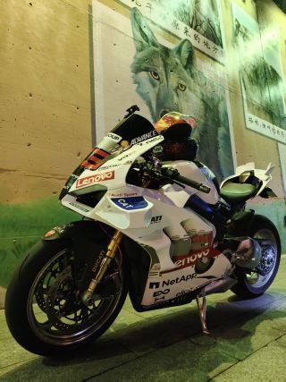 Ducati Panigale V4 R 998 cc - motorcycle from China