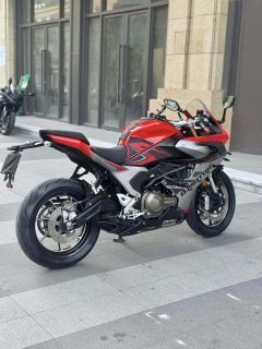 QJMOTOR Roewe i5 550 / Sai 550 *(Context-dependent, usually referring to the motorcycle "Sai 550" or Roewe car v - ფოტო 2