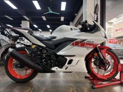 Yamaha YZF-R3 320 cc - photo 4