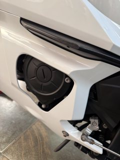 Yamaha YZF-R3 320 cc - photo 9