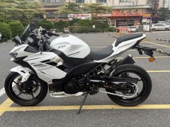 Kawasaki Ninja 400 - ფოტო 5