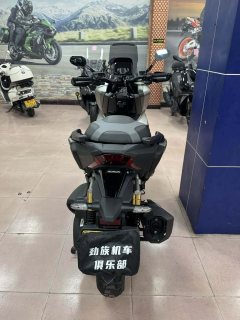 Honda ADV350 - ფოტო 8