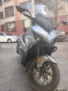QJMOTOR Hong 350 - ფოტო 2