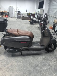 Weiduoliya Sixties 250Si - ფოტო 3