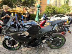Kawasaki Ninja 400 - photo 1
