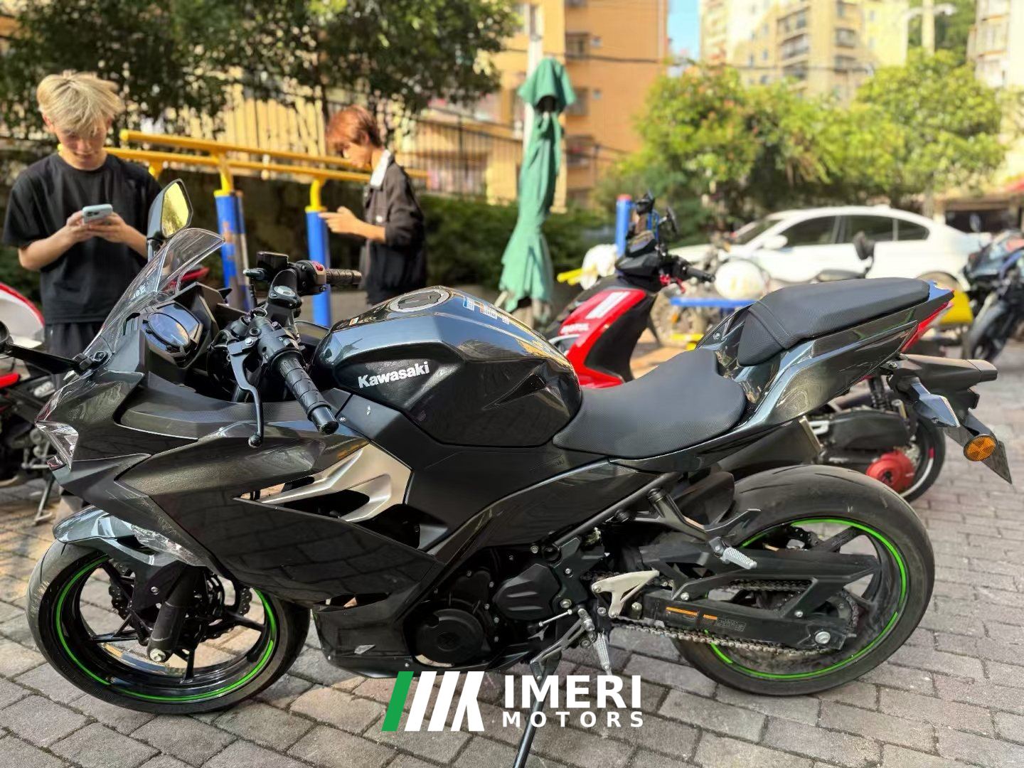 2022 Kawasaki Ninja 400