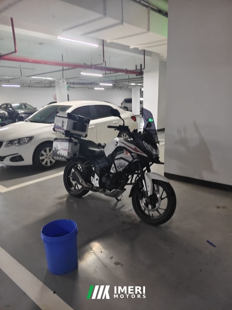 Sundiro Honda CBF190X - мотоцикл из Китая
