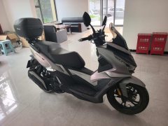 SYM Cruisym150GT - фото 2