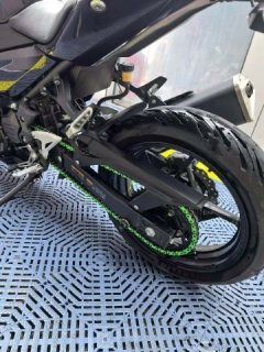 Kawasaki Ninja 400 - фото 8