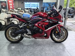 Honda CBR650R - ფოტო 1