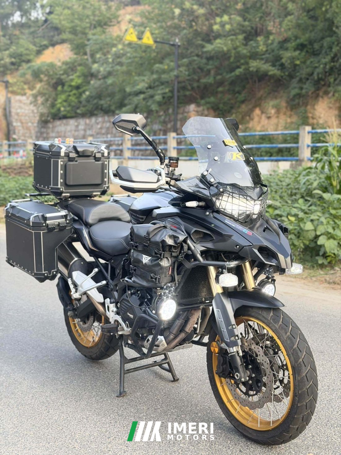 Benelli TRK552 550 cc - მოტოციკლი ჩინეთიდან