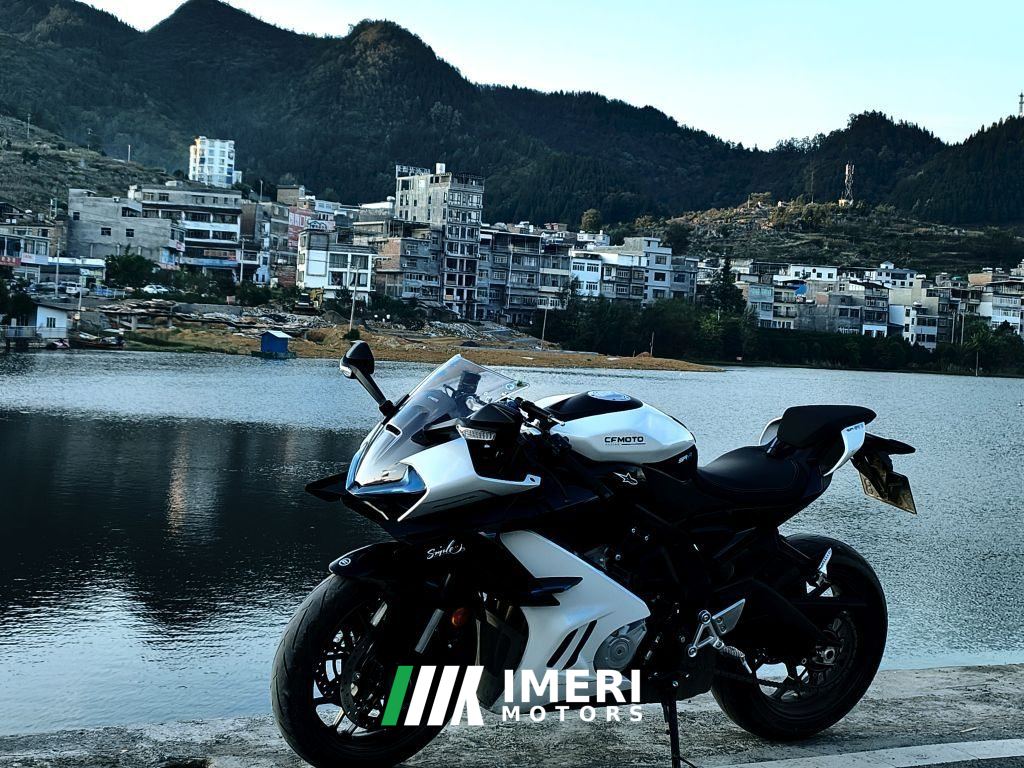 2024 CFMOTO 675SR-R