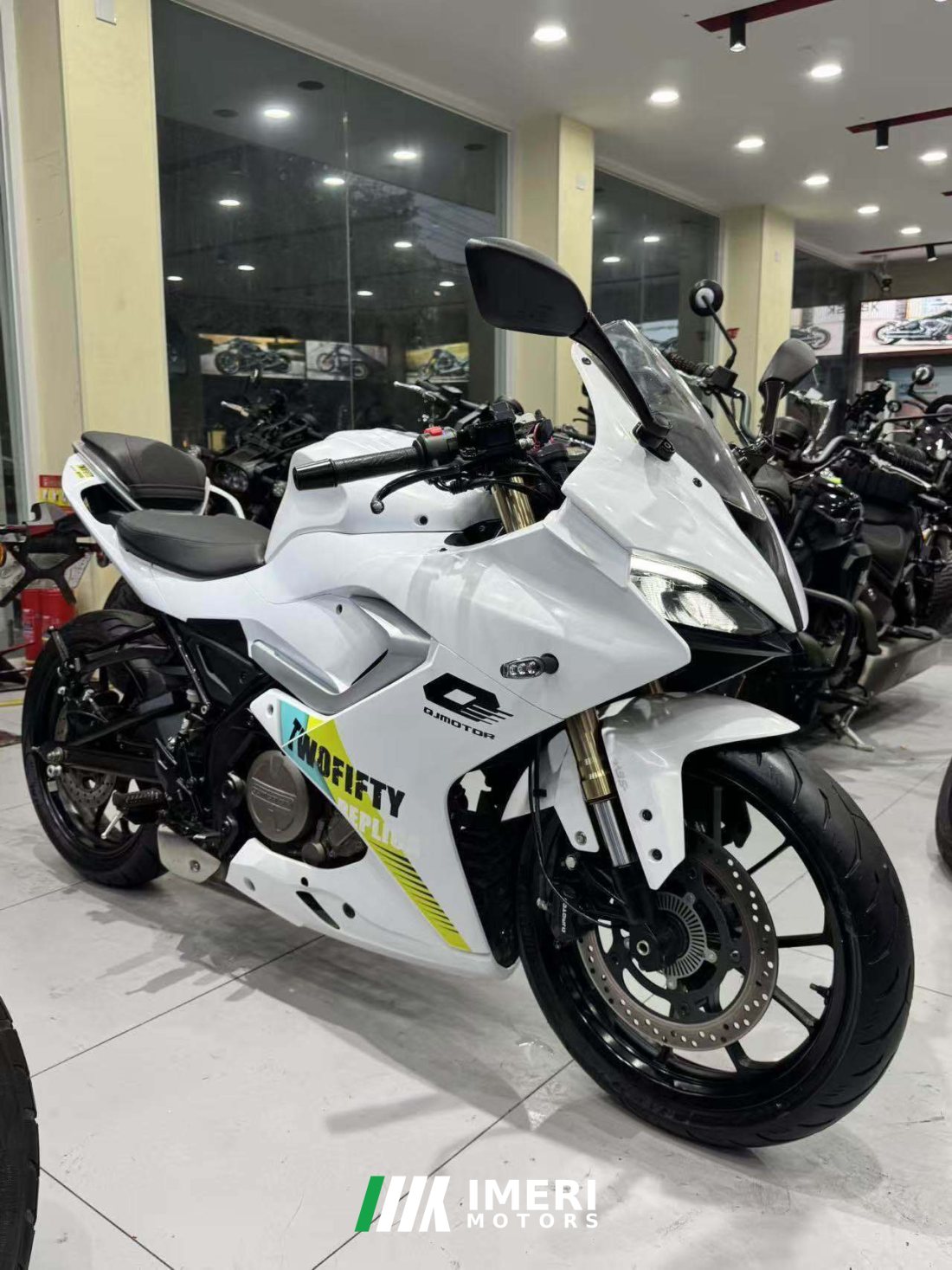 QJMOTOR SRK 250 - მოტოციკლი ჩინეთიდან