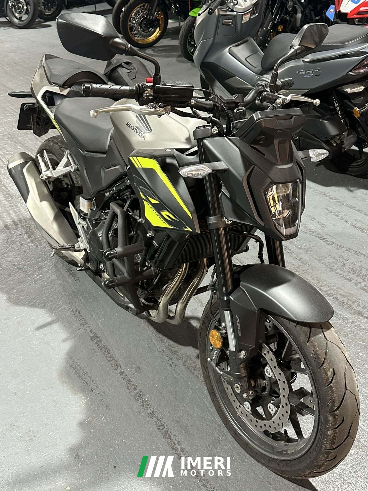 2025 Honda CB400F