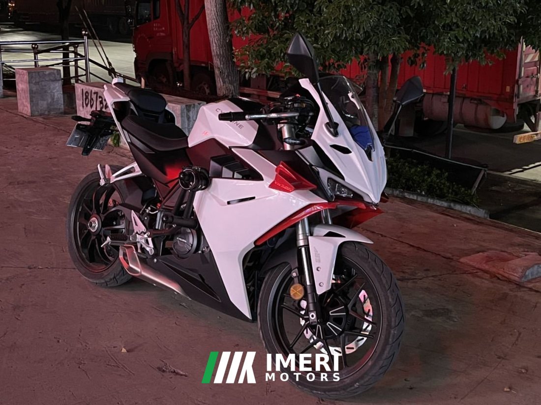 Cyclone RC250 - motorcycle from China