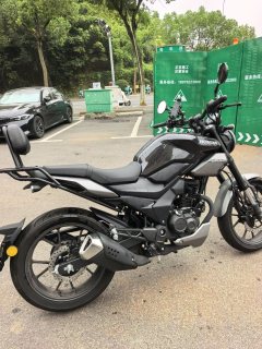 Sundiro Honda CB190TR - ფოტო 1