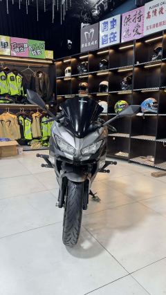 Kawasaki Ninja 400 - ფოტო 10